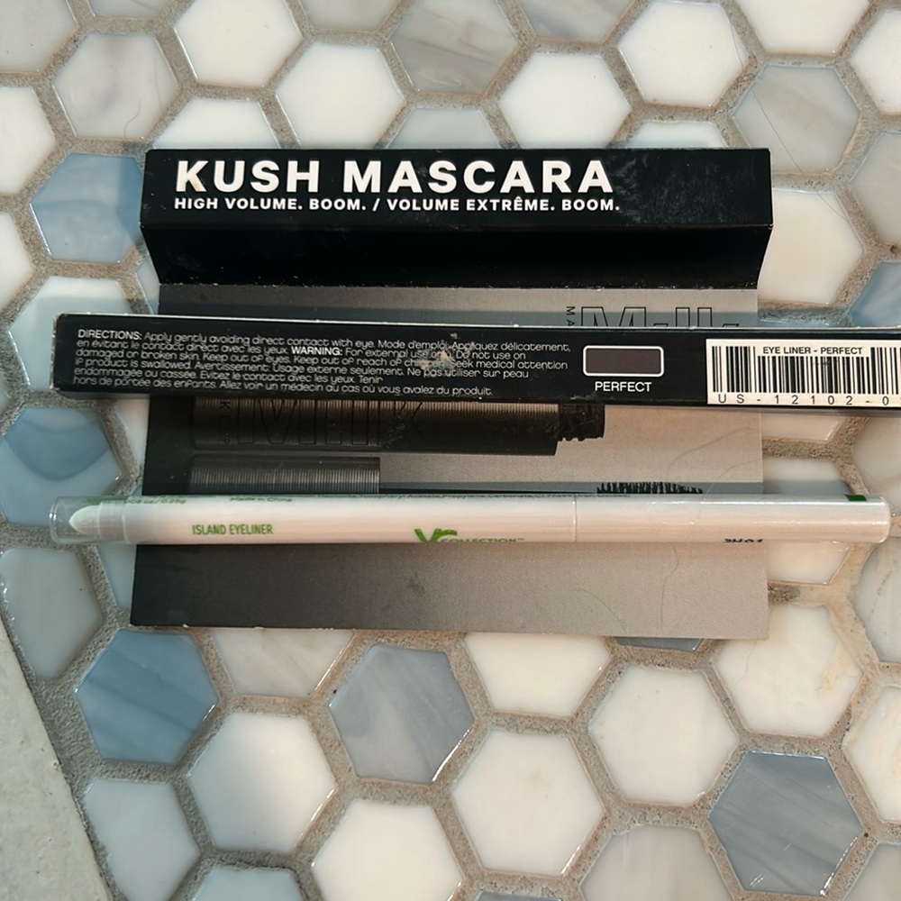 Make up bundle
